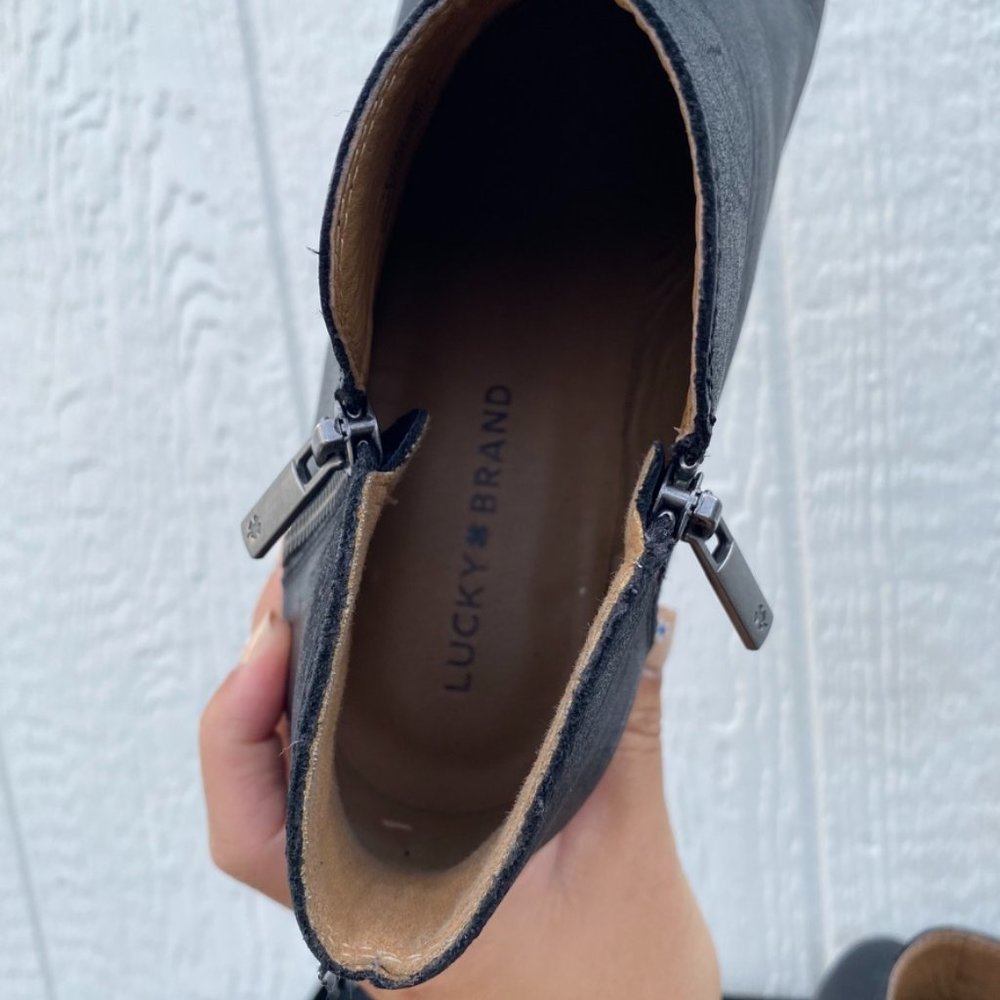 Lucky Brand Burklee Ankle Booties Side Zip Leather Black Size 10 - Picture 7 of 9